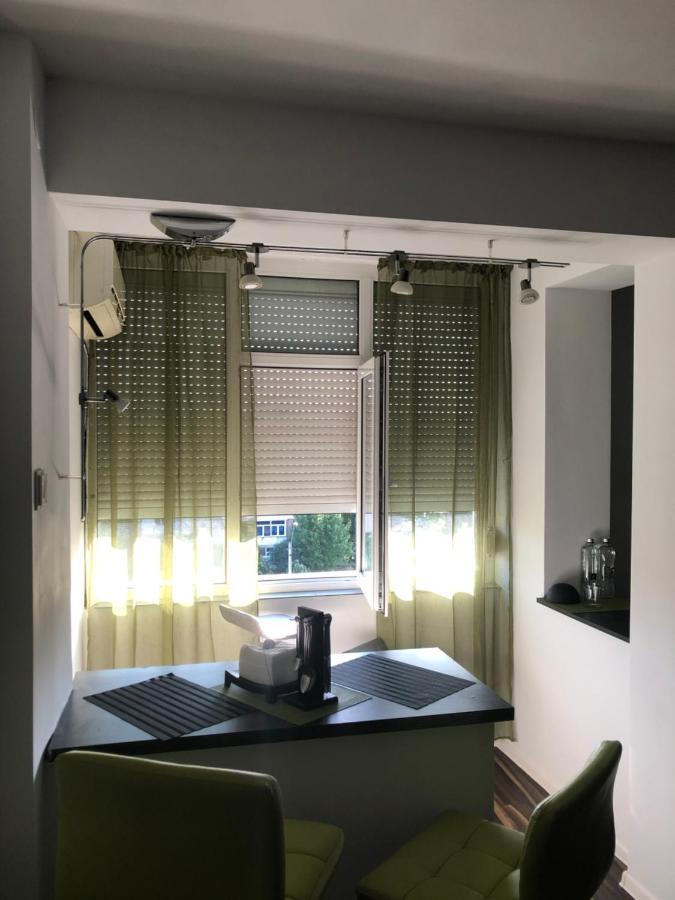 Open Space Mini Craiovei Piteşti Eksteriør billede